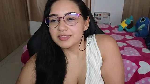 Snapshot of _anastasia chatting on February 7, 12:31 am  anastasia online show from February 7, 12:31 am