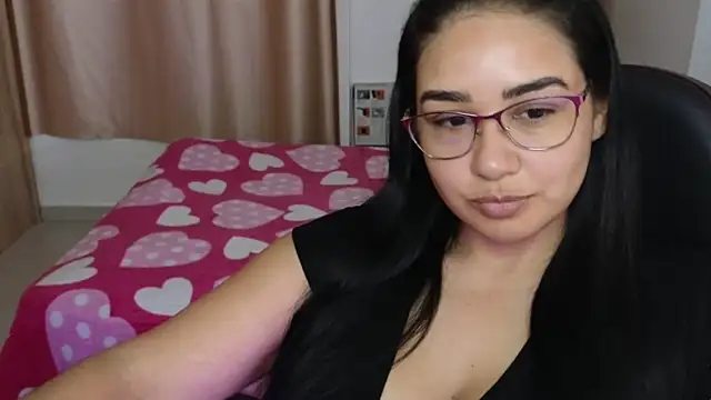 Snapshot of _anastasia chatting on February 9, 6:47 pm  anastasia online show from February 9, 6:47 pm