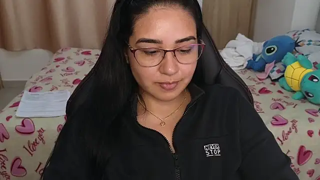 Snapshot of _anastasia chatting on February 13, 11:15 pm  anastasia online show from February 13, 11:15 pm
