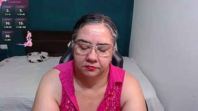 scaelettdubois online show from October 6, 12:08 am