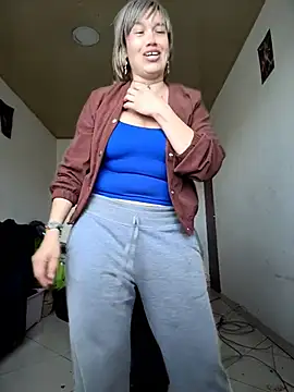 Snapshot of sexymarilyncolombia chatting on May 20, 1:06 pm sexymarilyncolombia online show from May 20, 1:06 pm