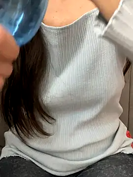 SHARONRodrig online show from November 3, 8:43 pm