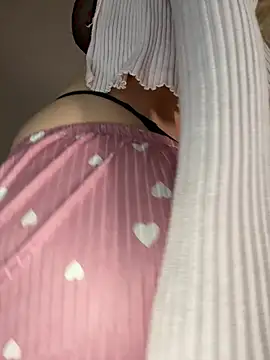 MariaTull online show from April 17, 5:05 pm