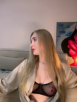 Snapshot of MariaTull chatting on June 24, 9:25 pm MariaTull online show from June 24, 9:25 pm