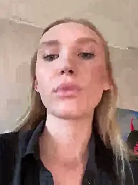 Snapshot of MariaTull chatting on June 28, 4:24 pm MariaTull online show from June 28, 4:24 pm
