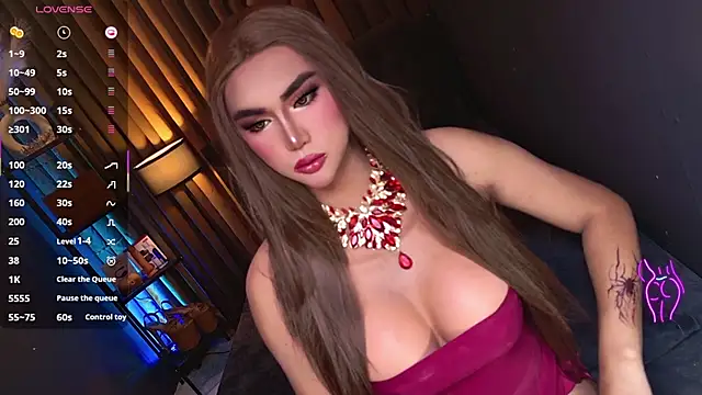 Snapshot of SexGoddess_Celine chatting on October 11, 9:30 am SexGoddess Celine online show from October 11, 9:30 am