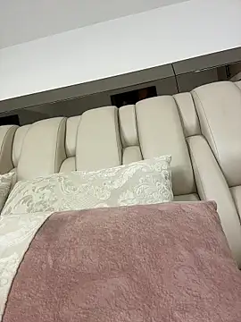 ALISSON FOXXX1 online show from March 6, 10:50 pm