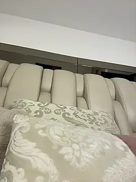 ALISSON FOXXX1 online show from April 18, 10:54 pm