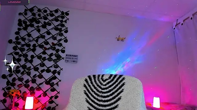 cailynhot online show from April 21, 2:51 am