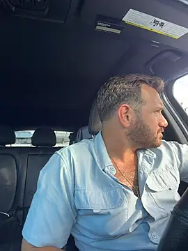 JonJ0 online show from March 2, 9:10 pm