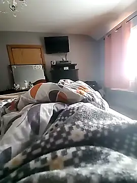 Snapshot of rem4001@xh chatting on January 15, 2:56 pm rem4001xh online show from January 15, 2:56 pm