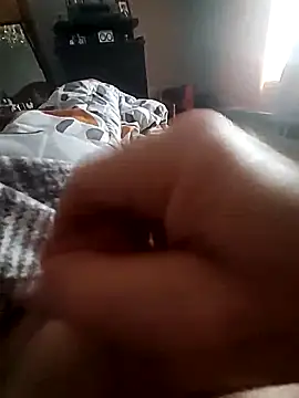 Snapshot of rem4001@xh chatting on March 11, 12:50 pm rem4001xh online show from March 11, 12:50 pm