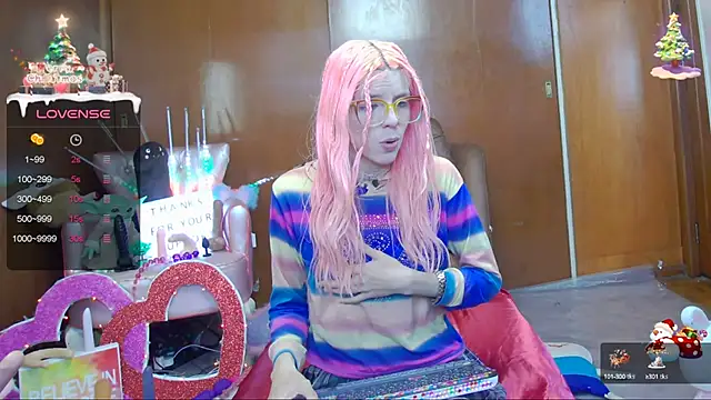 Skinygirl online show from January 13, 11:06 pm