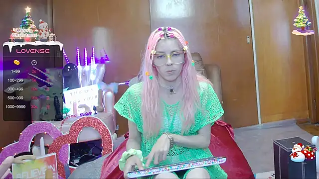 Skinygirl online show from January 30, 1:11 am