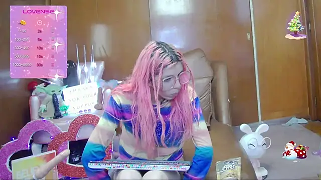 Skinygirl online show from September 18, 1:18 am