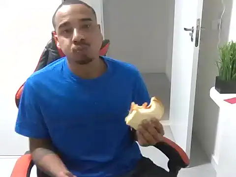 Juninho10c online show from November 14, 3:38 am