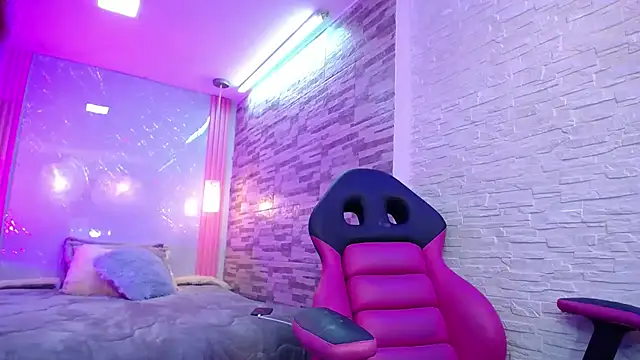 SalmaTits online show from February 11, 6:33 pm