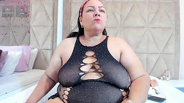 mommy cute online show from January 15, 12:41 am