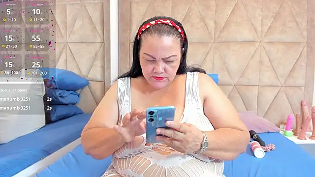 mommy cute online show from January 27, 2:20 am