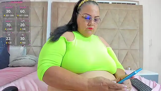 mommy cute online show from February 23, 10:31 pm