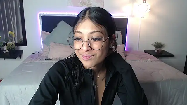 vaness weet online show from December 25, 5:37 pm