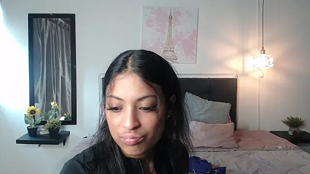 vaness weet online show from December 26, 7:49 pm