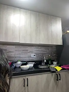 vaness weet online show from January 22, 7:03 pm