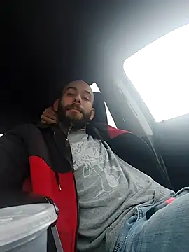 Snapshot of JohnnyFaster chatting on November 15, 1:40 pm JohnnyFaster online show from November 15, 1:40 pm