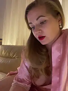 Lady  Maria online show from December 10, 6:38 pm