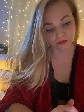 Lady  Maria online show from December 30, 3:57 pm