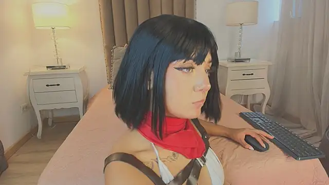 Emma Torres   online show from October 20, 12:38 pm