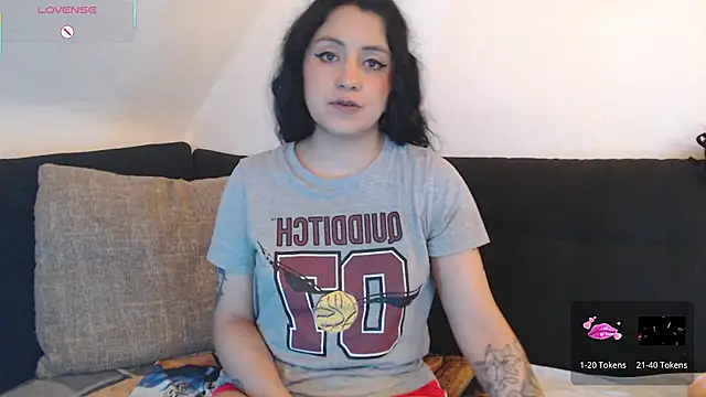 Snapshot of AbsentaVert chatting on October 18, 1:01 pm AbsentaVert online show from October 18, 1:01 pm