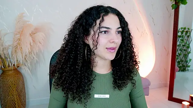 Snapshot of merida_bell18 chatting on March 5, 1:01 am merida bell18 online show from March 5, 1:01 am