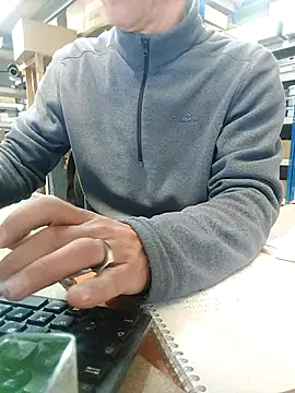 Xcoquinx online show from April 24, 9:12 am