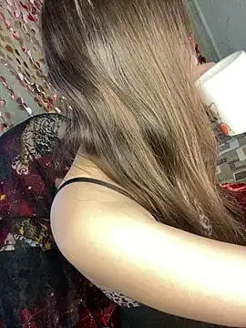 Var Kiss online show from April 26, 6:22 am