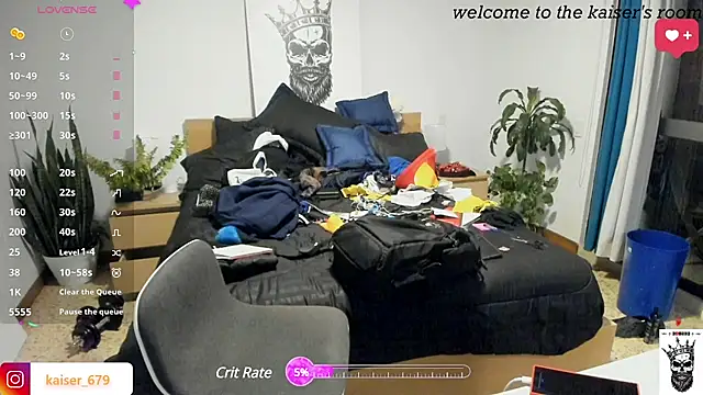 Snapshot of kaiser679_ chatting on January 3, 7:06 am kaiser679 online show from January 3, 7:06 am