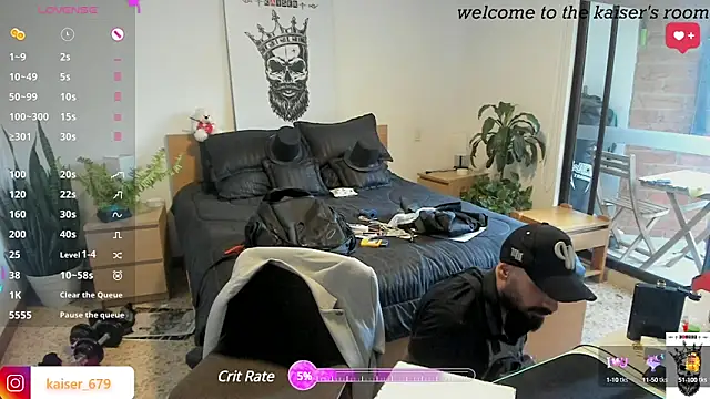 Snapshot of kaiser679_ chatting on January 11, 8:21 pm kaiser679 online show from January 11, 8:21 pm