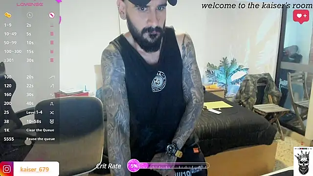 Snapshot of kaiser679_ chatting on March 15, 12:36 am kaiser679 online show from March 15, 12:36 am