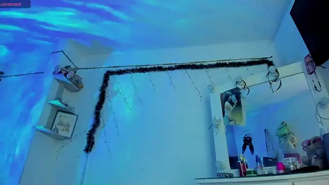 Snapshot of khalyn_jenner chatting on March 7, 1:31 am khalyn jenner online show from March 7, 1:31 am