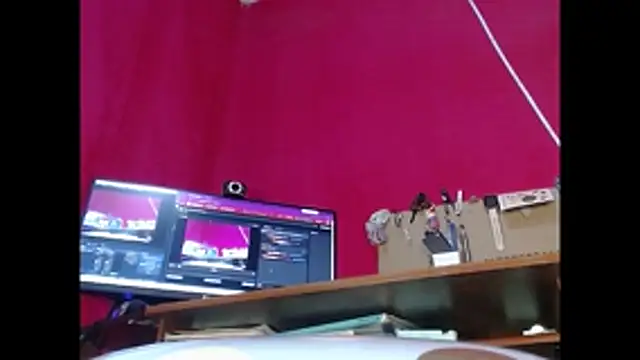 Snapshot of paulavletina21 chatting on July 28, 2:13 pm paulavletina21 online show from July 28, 2:13 pm