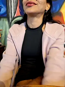Snapshot of Doll_Loren chatting on February 12, 10:48 pm Doll Loren online show from February 12, 10:48 pm