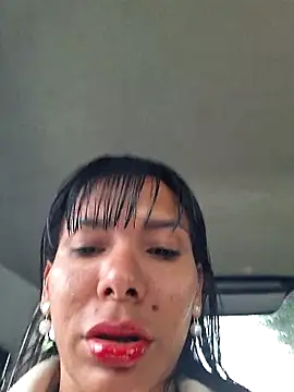 Snapshot of Doll_Loren chatting on February 24, 3:42 pm Doll Loren online show from February 24, 3:42 pm