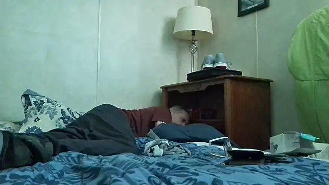 Wanking Wiggiler online show from December 3, 5:23 pm