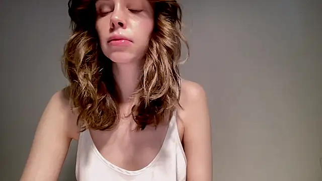 Nikki Mimimi online show from December 15, 10:18 am