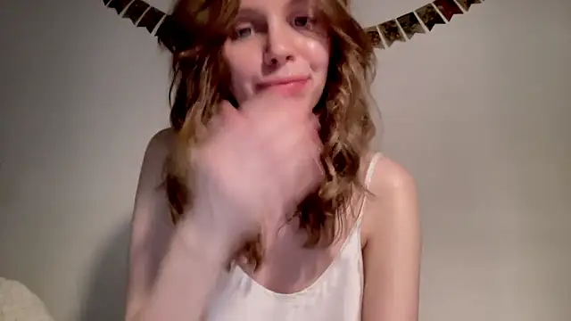 Nikki Mimimi online show from February 1, 1:20 pm