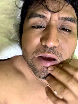 Snapshot of Emepe69 chatting on November 9, 4:44 am Emepe69 online show from November 9, 4:44 am