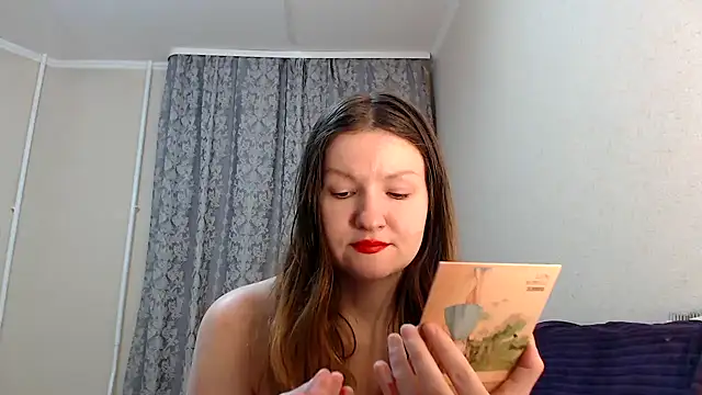 SecretWithJessie online show from December 15, 6:15 pm