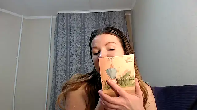 SecretWithJessie online show from December 17, 7:04 pm