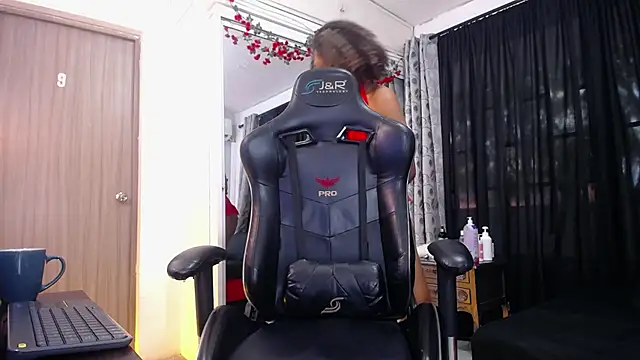 BLACK ROSSE 1 online show from January 25, 12:37 pm