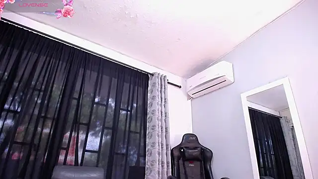 BLACK ROSSE 1 online show from February 6, 4:03 pm